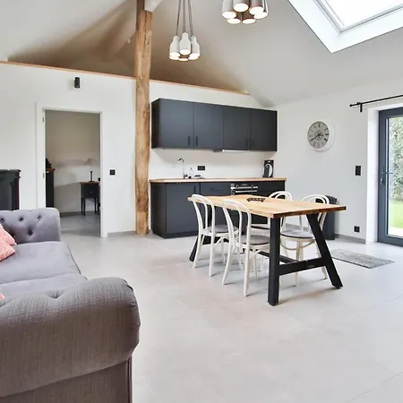 בית נופש La Cense De Baudecet גמבלו